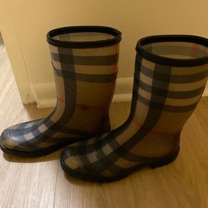 Burberry rain boots